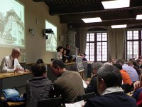 Nikon Coolpix 090  Inside, 100 or more people were already seated